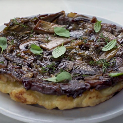 Tarte Tatin aux champignons sauvages