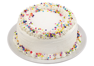 Gâteau de fête blanc décoré pour la fête d'une fille, occasion spéciale_2