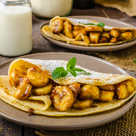 Crêpe a la poudre de pistache et caramel aux bananes