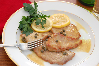 Escalope de veau de grain du Québec au citron et aux herbes