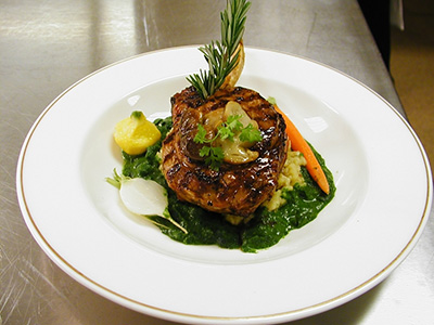 Grain-fed veal cheek and sweetbreads, purée of parsley root and Maitake mushrooms, à la Mitoyen