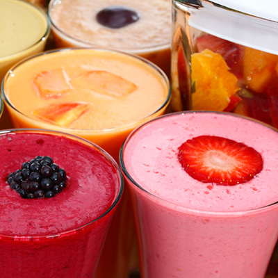 Lait de poule alcoolisé parfumé aux fruits