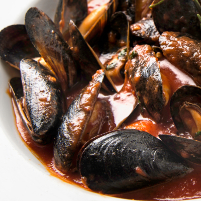 Arrabiata mussels