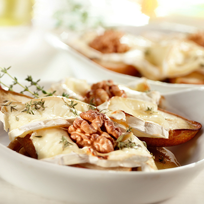 Poires dorées au bleu ou au brie