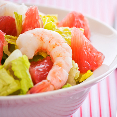 Salade aux crevettes et pamplemousse