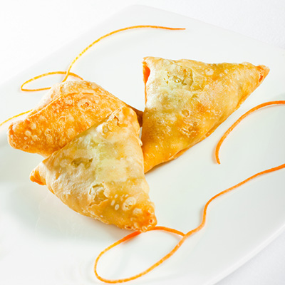 Samosas au fromage et aux pommes de terre