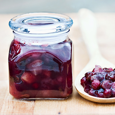 Sauce aux pommes et aux canneberges