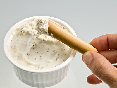 Tartinade de fromage à l'oignon et à la ciboulette