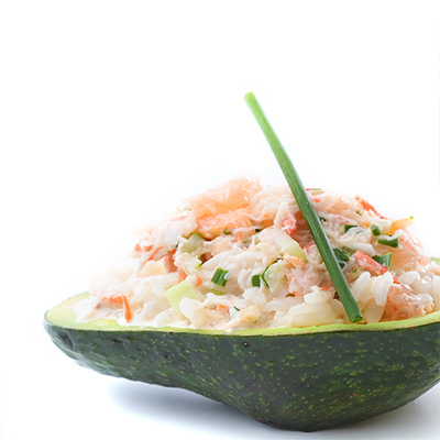 Avocat en sushi, crabe en mayo piquante