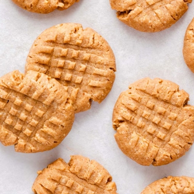Biscuits au beurre d’arachides à 4 ingrédients