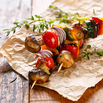 Brochettes de légumes à la menthe et au cumin