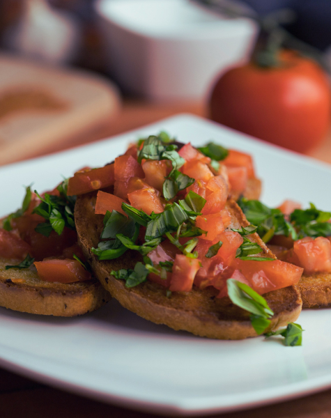 Crostini à la bruschetta tomates et basilic