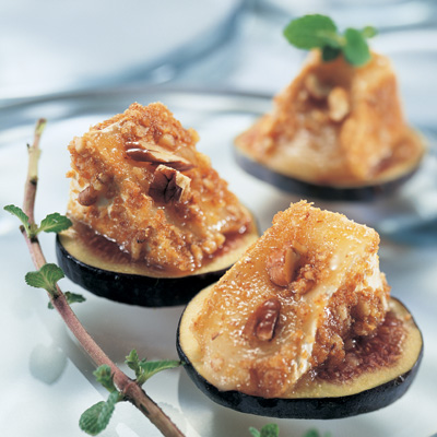 Camembert and Fruit Canapés with Pecans