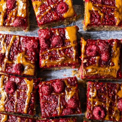 Raspberry and almond butter breakfast squares