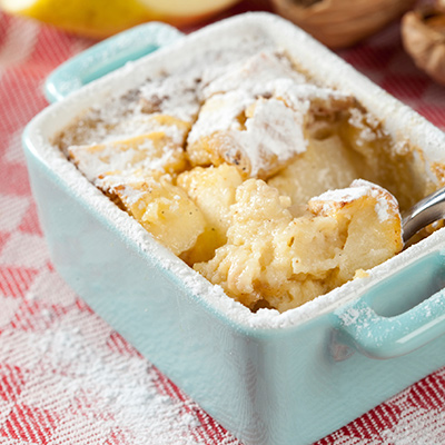 Clafoutis aux pommes parfumé à la cannelle