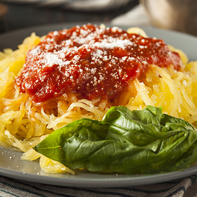 Courge spaghetti, sauce arrabiata