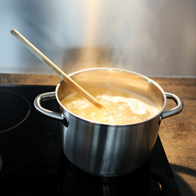 Court-bouillon aux carottes et aux courgettes