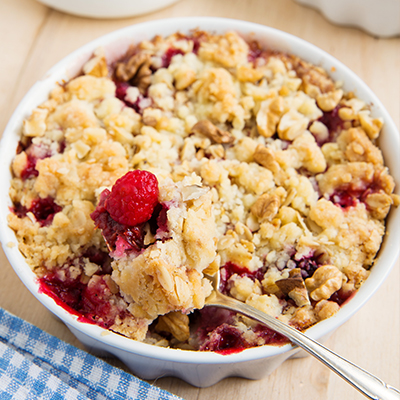 Croustillant aux pommes et framboises