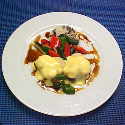 Filet de veau et pétoncles, sauce hollandaise