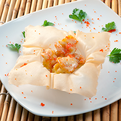 Phyllo Baskets with Curried Lobster