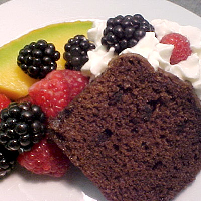 Gâteau au chocolat et fruits des champs