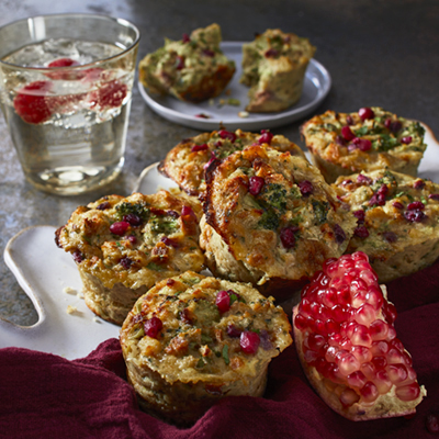 Muffins à la farce à la grenade et aux herbes