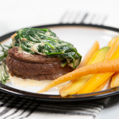 Médaillon de filet mignon de boeuf à l'huile, ail et romarin