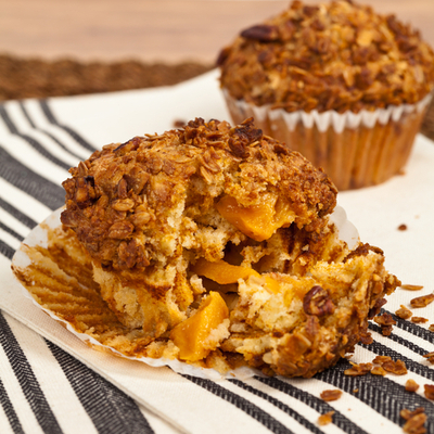 Muffins santé à l'avoine, aux pêches et à la crème