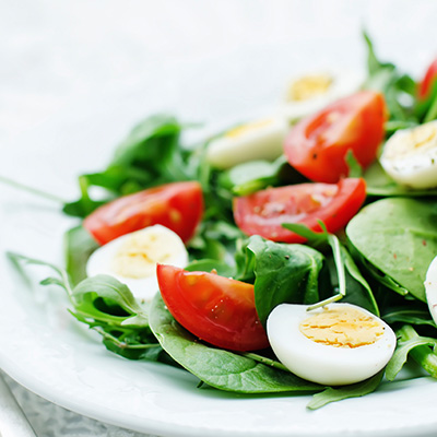 Salade d'épinards amandine