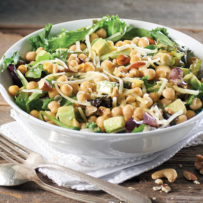 Salade verte aux pois chiches et à l'avocat