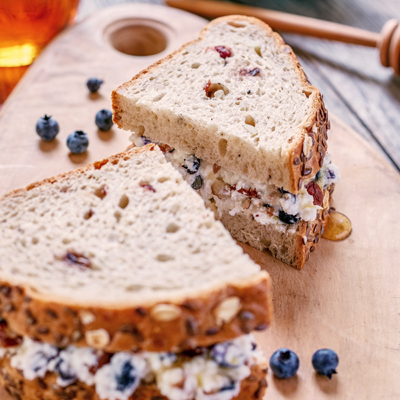 Saguenay Lac St-Jean blueberry sandwiches