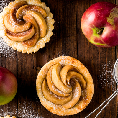 Tartelettes aux pommes caramélisées à l'érable