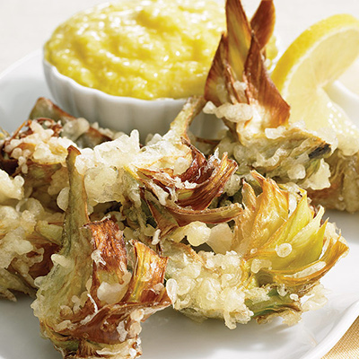 Tempura d'artichauts et aïoli au grana padano