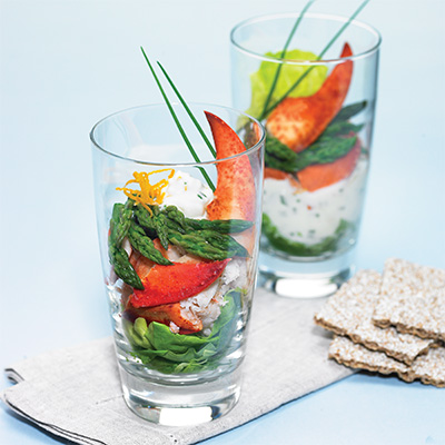 Verrine à la chair de homard et asperges