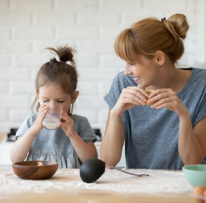 Goûter mère et fille